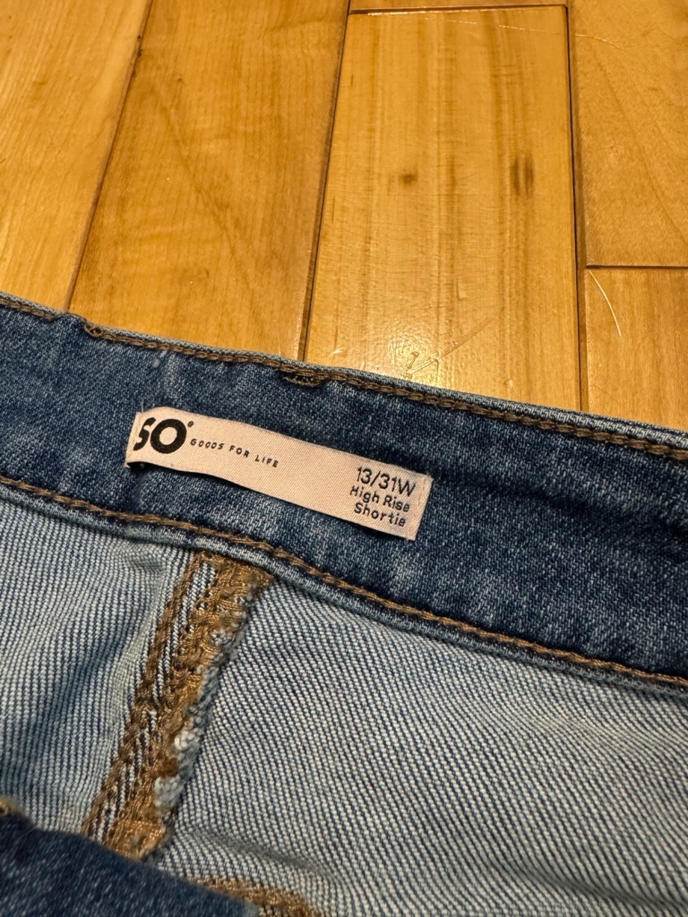 Classic Hight Rise Shortie Shorts - Blue size 13 / 31w - Picture 6 of 6